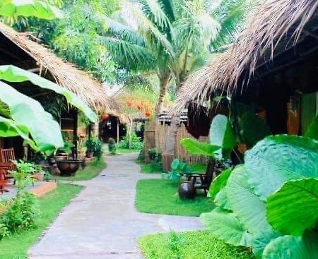 Under The Coconut Tree Hoi An Homestay Екстер'єр фото