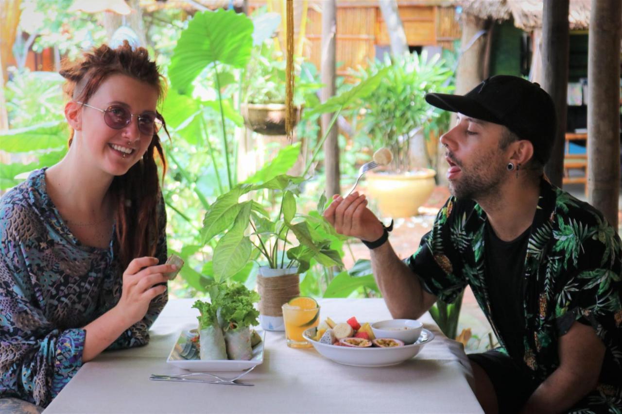 Under The Coconut Tree Hoi An Homestay Екстер'єр фото